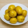 Fazendo salada de batata