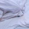 Como tirar manchas de desodorante da roupa