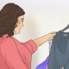 Camuflar uma barriga em um vestido apertado