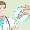 Tratando um dedo em martelo com uma tala