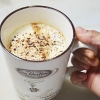 Fazendo uma bebida de café mocha