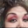 Limpando um novo piercing na orelha