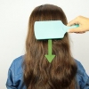 Prenda o cabelo com um grampo de cabelo