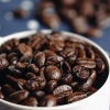 Fazendo café com uma prensa de café