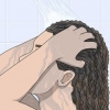 Dormir com o cabelo cacheado molhado