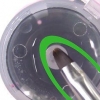 Remova o esmalte ao redor das unhas