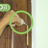 Consertar dobradiças de porta barulhentas