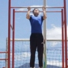 Fazendo pull ups para iniciantes