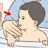 Tratando uma erupção cutânea no pescoço do seu bebê