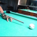 Jogar sinuca de 9 bolas