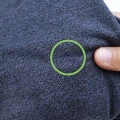 Remova a tinta acrílica da roupa