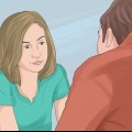 Educadamente diga não a um homem que quer sair com você