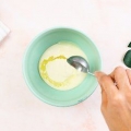 Fazendo creme para clarear a pele