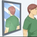 Cortando a parte de trás do seu cabelo