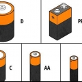Substituindo as baterias em um alarme de fumaça