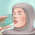 Dando uma injeção intravenosa