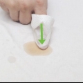 Como remover uma mancha de café de uma camisa de algodão