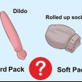 Vestindo um pênis artificial para homens transgêneros