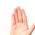 Fazendo uma ocarina com as mãos