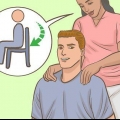 Dando uma massagem no ombro