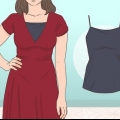 Cobrindo o decote em um vestido elegante