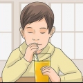 Tratar seu filho quando ele estiver vomitando