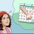 Dizer à sua amiga que você está menstruada