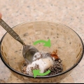 Preparando o peito de peru no fogão lento