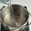 Cozinhar pernas de caranguejo