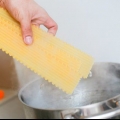Prepare a lasanha