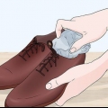 Tornando os sapatos de couro mais espaçosos