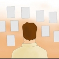Não mais, mas trabalhando de forma mais inteligente