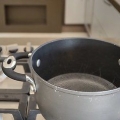 Preparando o arroz parboilizado