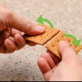 Fazendo smores em um microondas