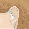 Evite que os fones de ouvido caiam