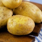 Descascar ou não descascar batatas