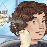 Reparar cabelos cacheados danificados