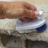 Pintando blocos de concreto