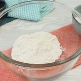 Fazer pão no microondas (método fácil)