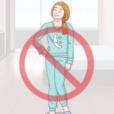 Ficar acordado a noite toda durante uma festa do pijama