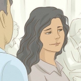 Lendo a linguagem corporal das mulheres ao flertar