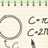 Calculando a circunferência e a área de um círculo