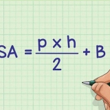 Determinando a área de uma pirâmide