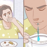 Fingindo vomitar