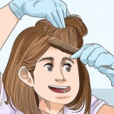 Tingindo cabelo tingido de escuro