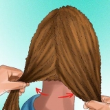 Fazendo dreadlocks em cabelos lisos