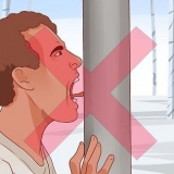 Liberando uma língua congelada em metal