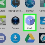 Definir um alarme no android