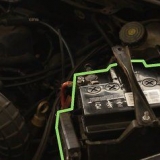 Ligar um carro com uma bateria descarregada