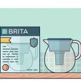 Usando um jarro de água brita